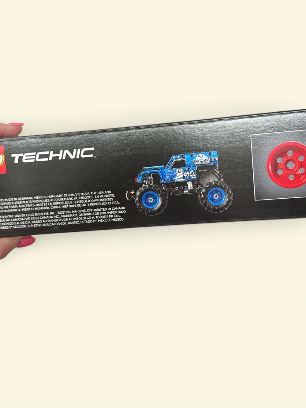 Lego Technic Monster Jam Grave Digger Fire and Ice- Pull Back & Go! NIB 7+ 263pc